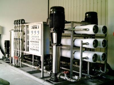 实验用反渗透纯水设备与商用办公直饮水机 净水设备的多维应用